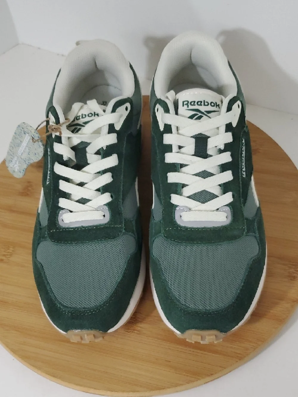 Reebok Men's Drive Dark Green White Retro Sneaker Gum Sole NWT Size 8.5 - Picture 3 of 9